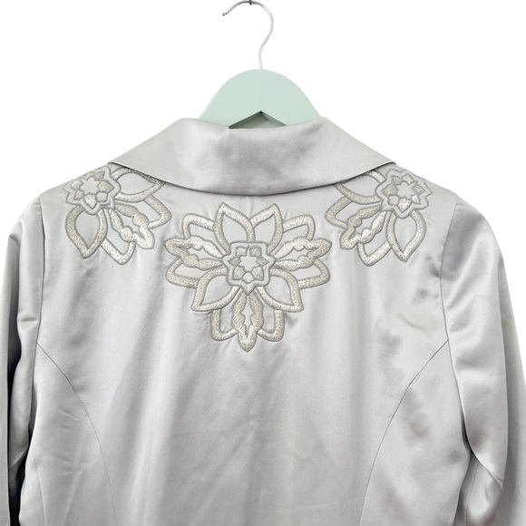 Biya Johnny Was Silver silk embroidered coat size medium - Picture 3 of 10